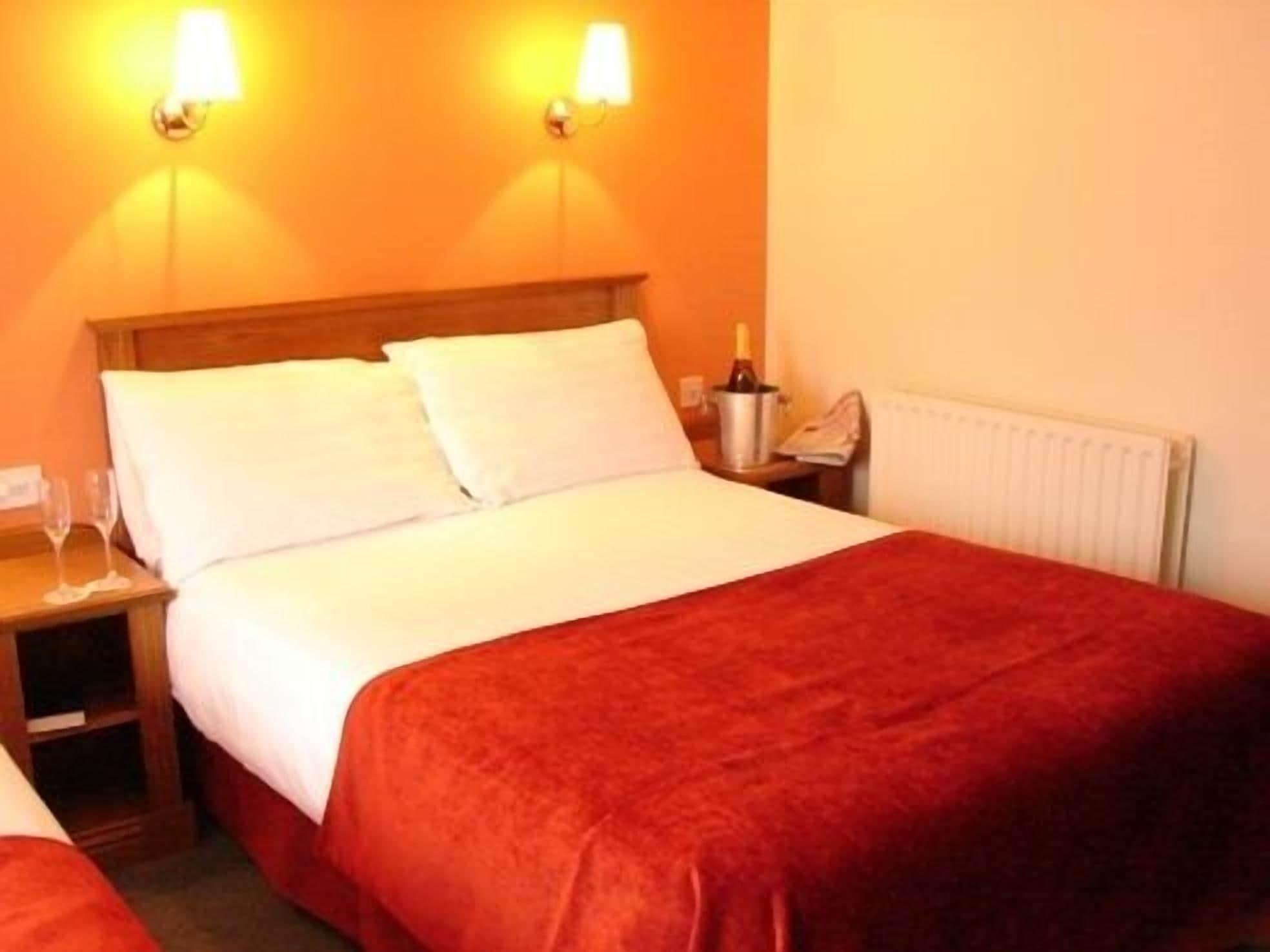 Downhill Inn Ballina  Extérieur photo
